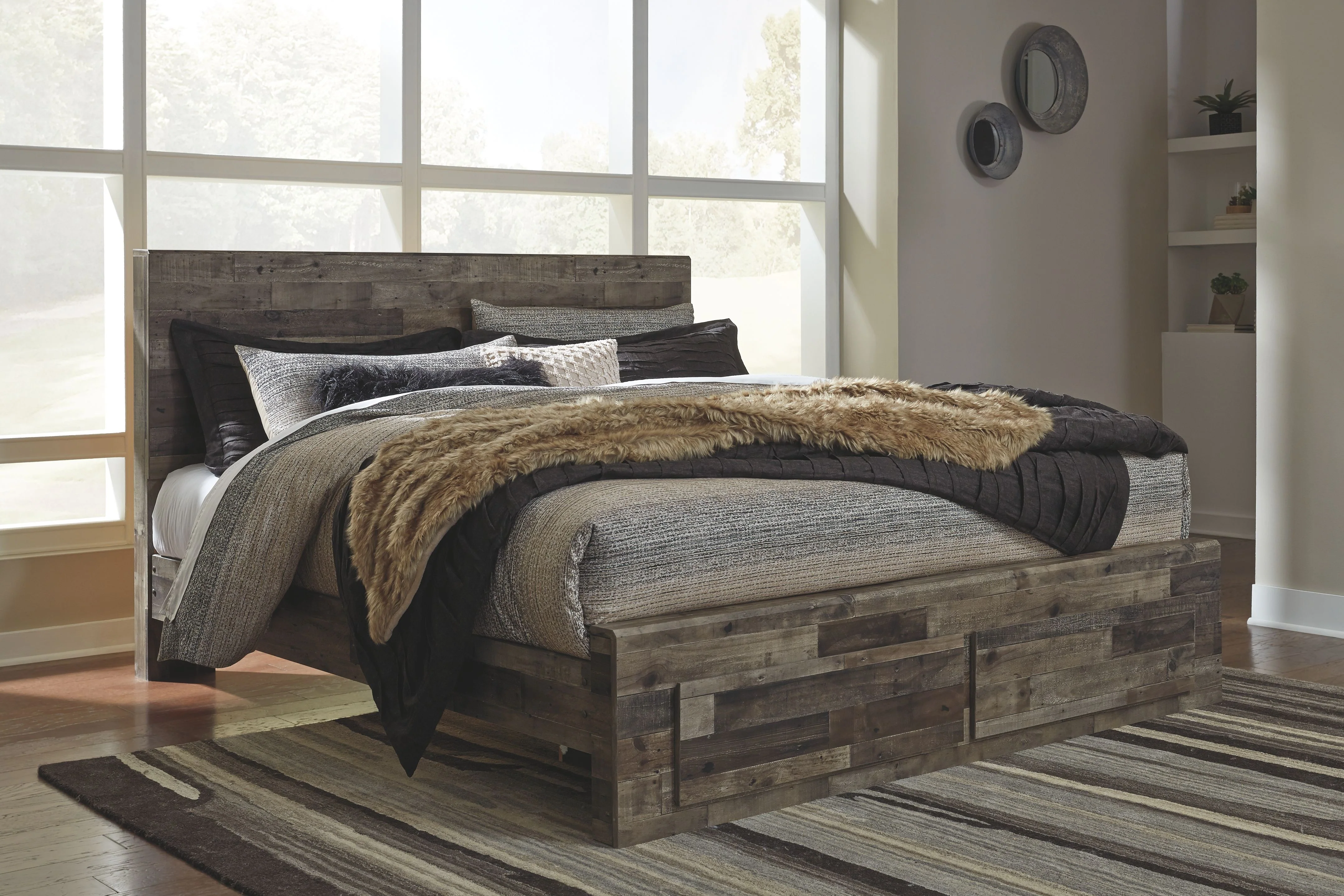 Derekson - Panel Bed - Image 4