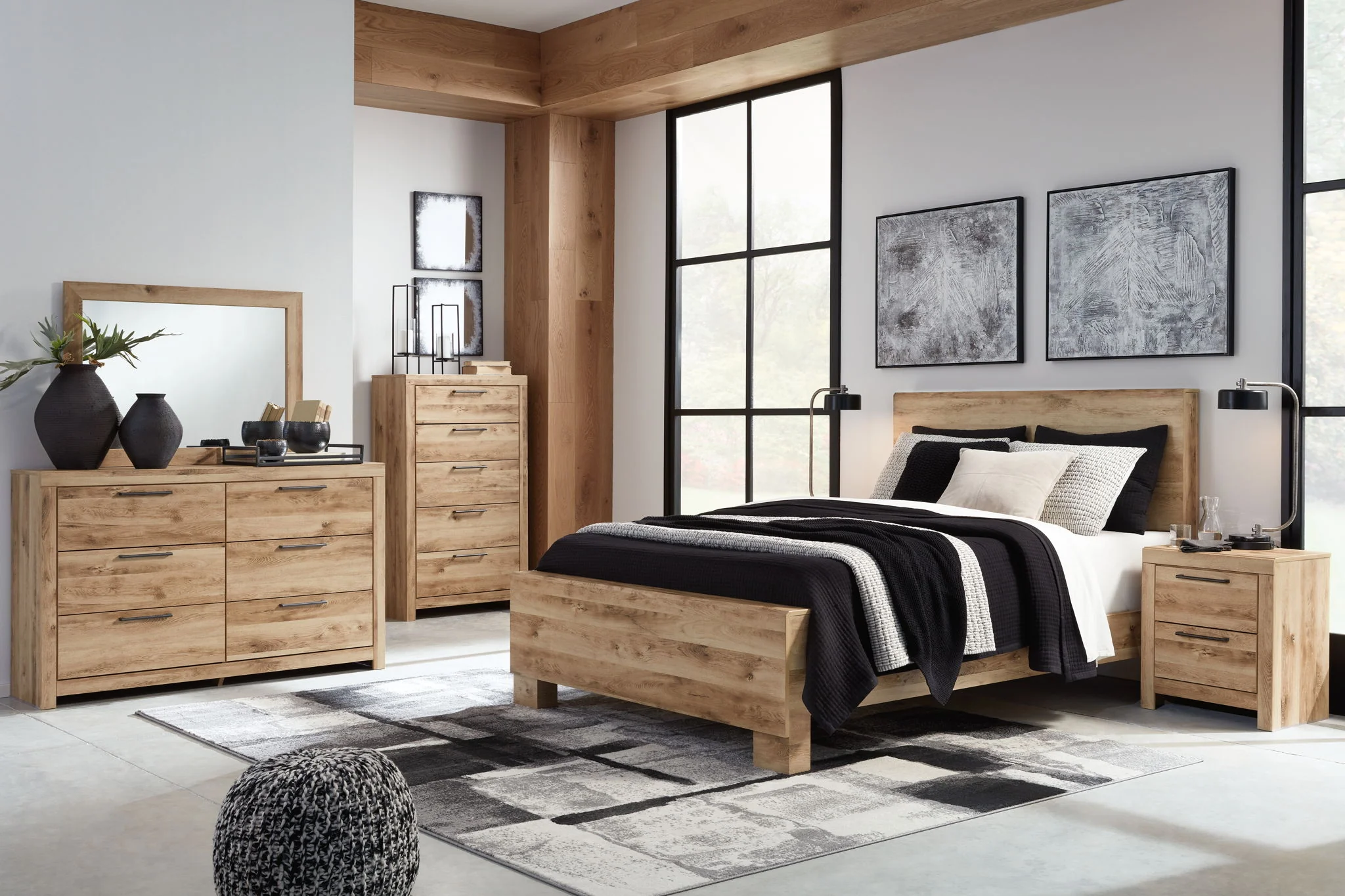 Hyanna - Panel Bed - Image 3