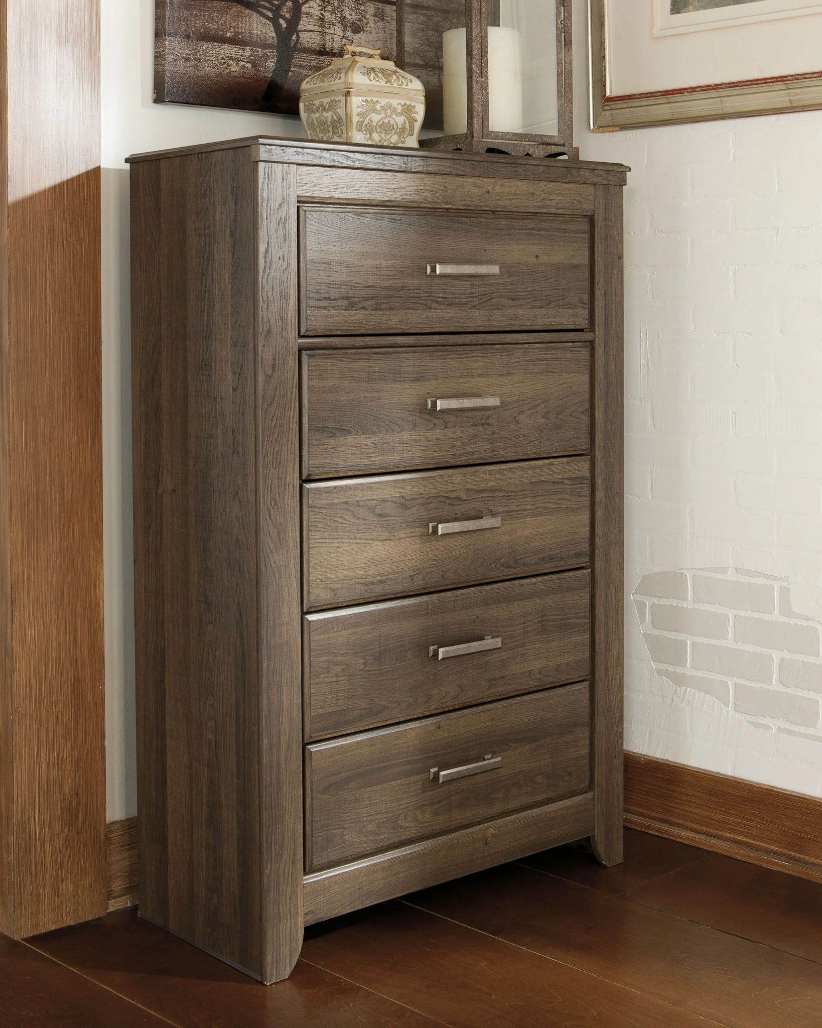 Juararo - Five Drawer Chest - Dark Brown - Image 3