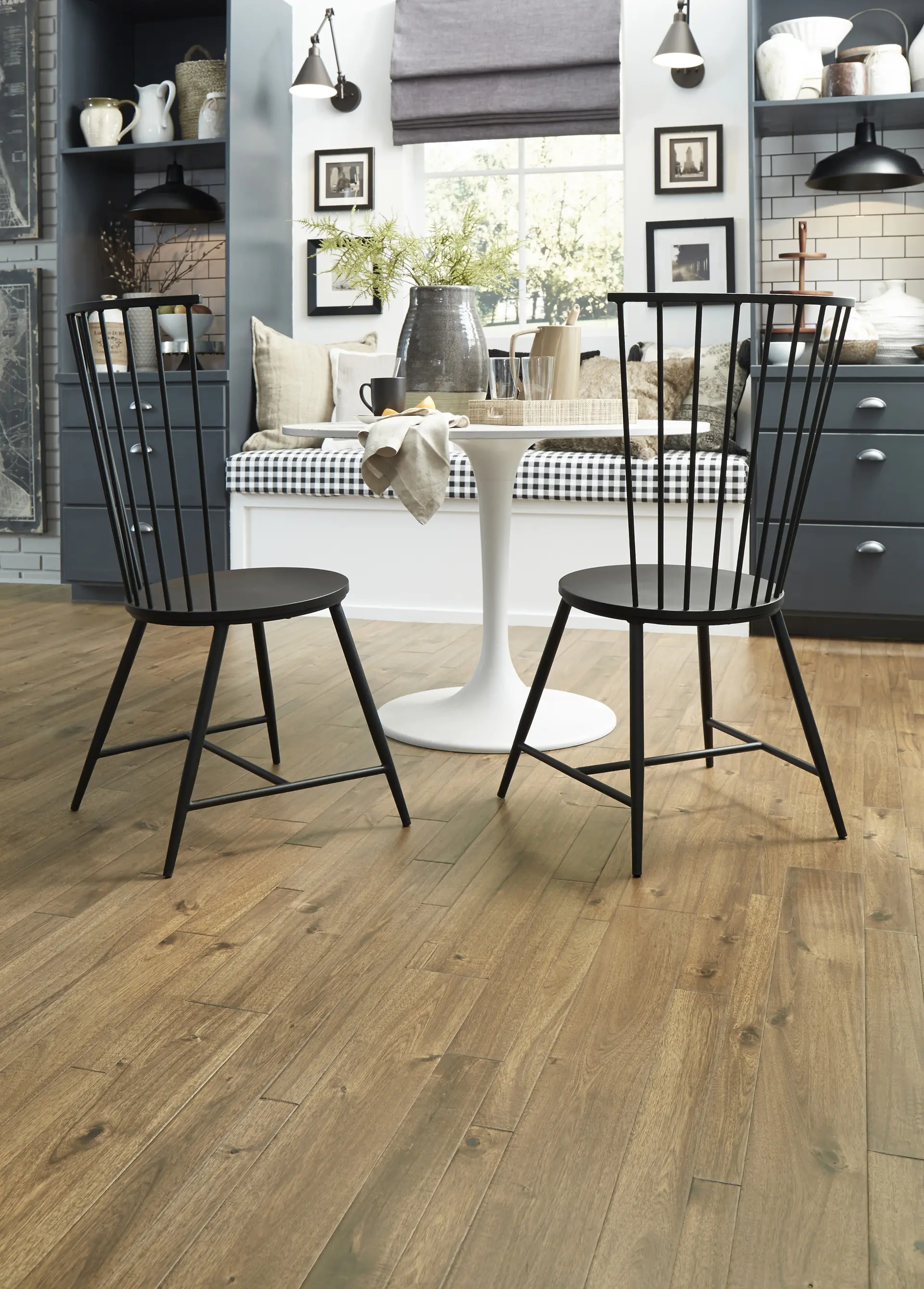 Mannington - Bengal Bay Random - Sand Engineered Hardwood Flooring - Image 6