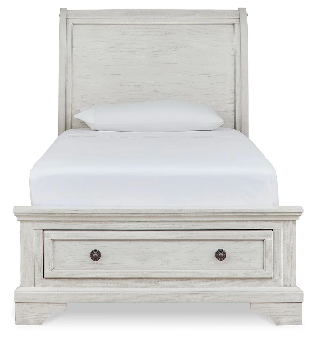 Robbinsdale - Sleigh Bed - Image 9